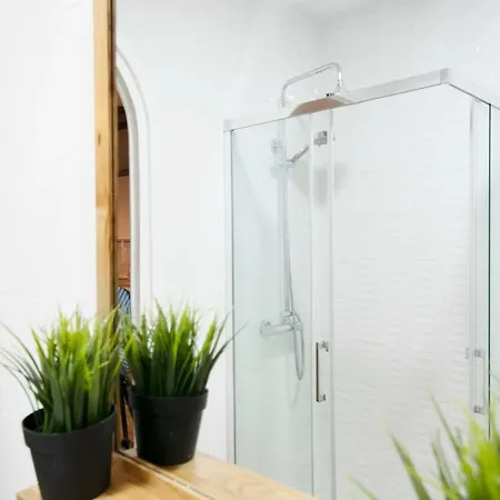 Plaza Ayuntamiento Apartment *